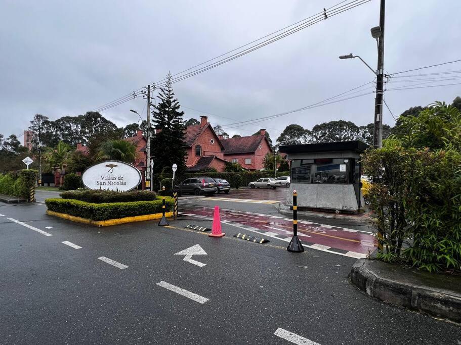 Hermosa Casa , Con Parqueadero En Rionegro Cerca Al Aeropuerto Villa Bagian luar foto