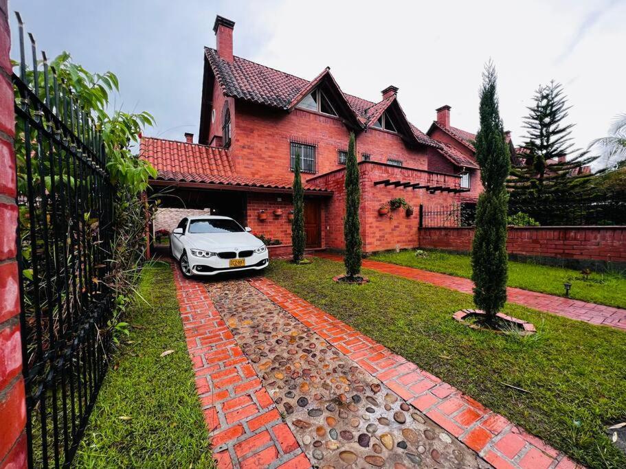 Hermosa Casa , Con Parqueadero En Rionegro Cerca Al Aeropuerto Villa Bagian luar foto