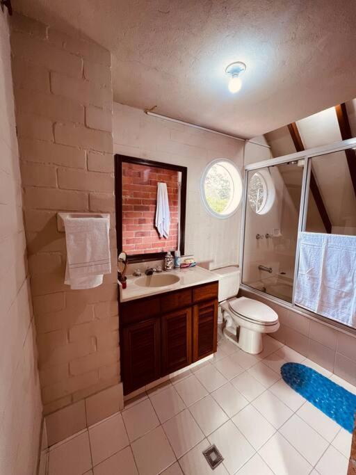 Hermosa Casa , Con Parqueadero En Rionegro Cerca Al Aeropuerto Villa Bagian luar foto